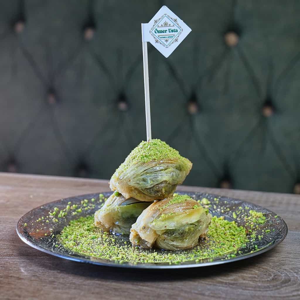 Midye Baklava
